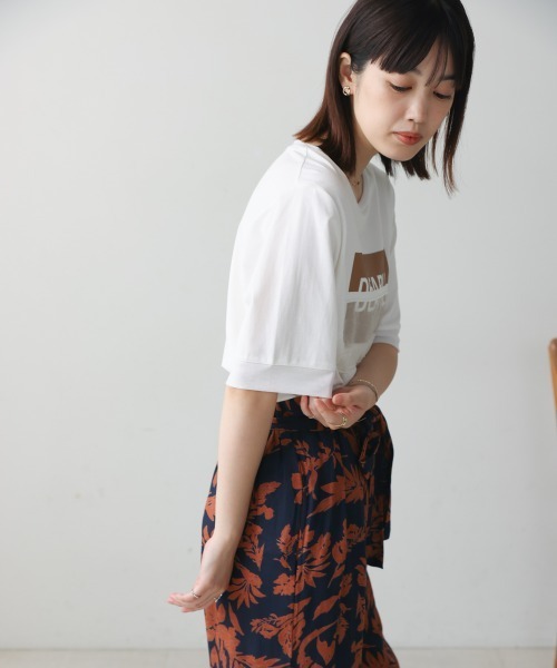 Bou Jeloud（ブージュルード）の「箔BOXロゴTEE（Tシャツ/カットソー・レディース・オフホワイト/ブラック・FREE）」の10枚目の写真