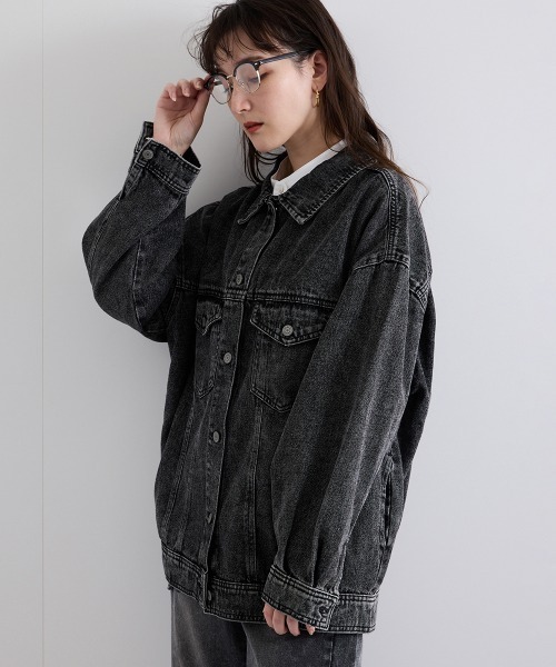 VICKY（ビッキー）の「オーバーシルエットデニムジャケット≪洗濯機で洗える≫（デニムジャケット・レディース・ブラック/ブルー/ネイビー・M/L）」の16枚目の写真