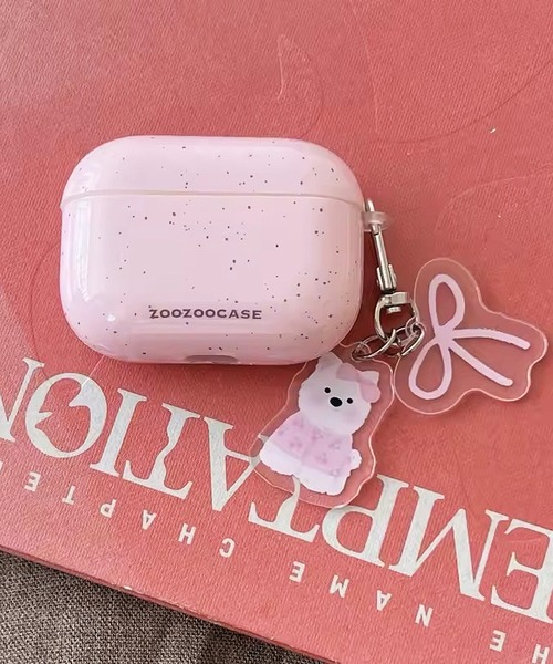 ammy.（エイミードット）の「【 ammy. / エイミードット 】 キーホルダー付き エアポッズ ケース AirPods / AirPodsPro（ヘッドフォン/イヤホン・レディース・ピンク/ミント/アクア/アイボリー・A/C/B）」の4枚目の写真