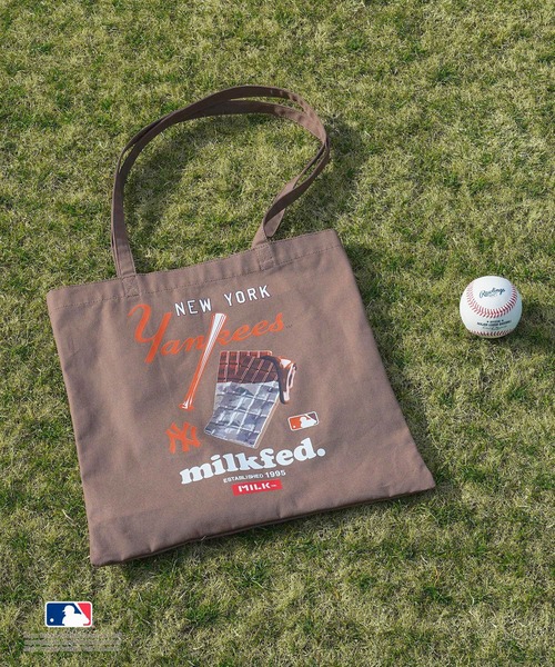 MLB(メジャーリーグベースボール)の「MILKFED. × MLB TOTE(トートバッグ・レディース・ホワイト/ブラウン/ピンク/ライトブルー・ONE SIZE)」の14枚目の写真