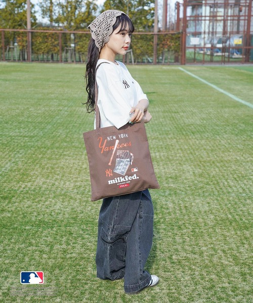 MLB(メジャーリーグベースボール)の「MILKFED. × MLB TOTE(トートバッグ・レディース・ホワイト/ブラウン/ピンク/ライトブルー・ONE SIZE)」の19枚目の写真