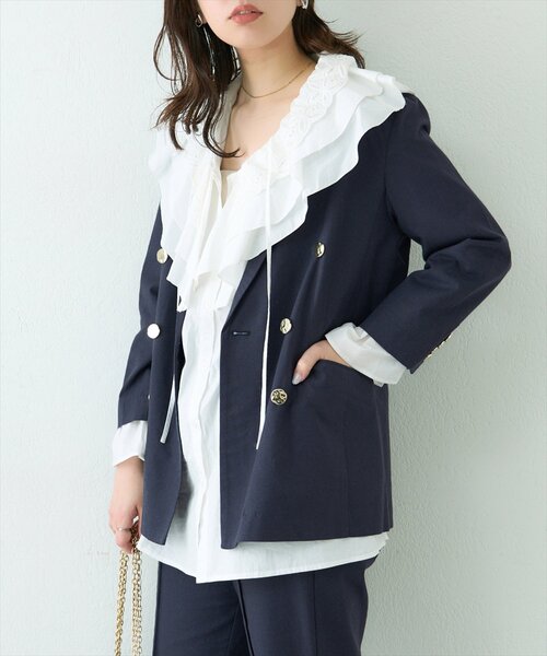 natural couture（ナチュラルクチュール）の「osonoべこべこ金釦綿麻テーラードジャケット（ブルゾン・レディース・ネイビー/ベージュ/ブラック/ライトベージュ・FREE）」の4枚目の写真