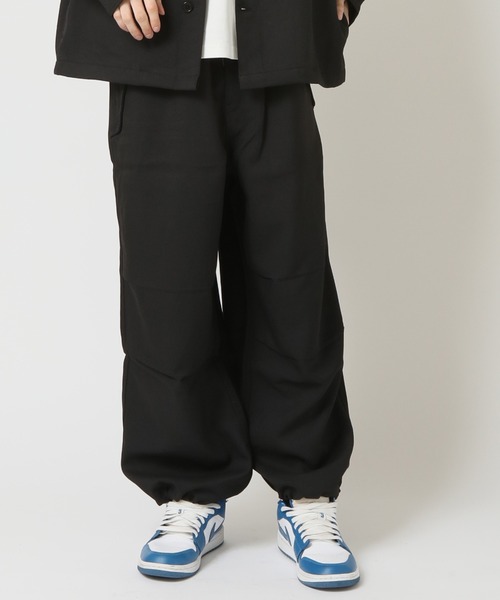 ARCADE（アーケード）の「ワイドシルエット ウエストゴム 裾ドローコード パラシュートパンツ NEOSARTIC（チノパンツ・メンズ・ブラック/カーキ/チャコールグレー/アイボリー・L/LL/M）」の6枚目の写真