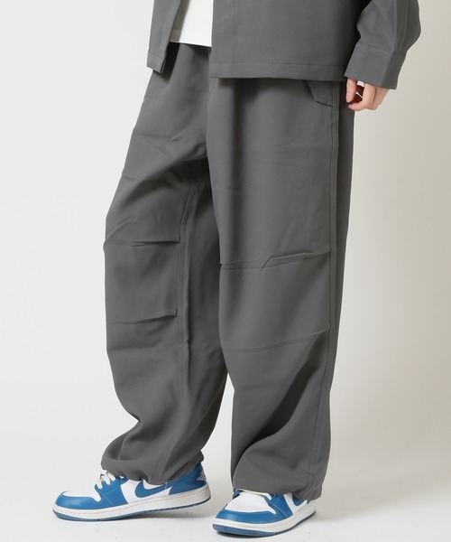 ARCADE（アーケード）の「ワイドシルエット ウエストゴム 裾ドローコード パラシュートパンツ NEOSARTIC（チノパンツ・メンズ・ブラック/カーキ/チャコールグレー/アイボリー・L/LL/M）」の11枚目の写真