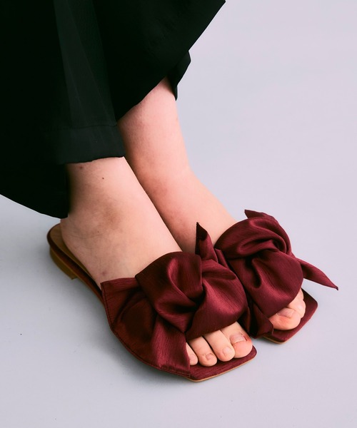 NOISE MAKER（ノイズメーカー）の「ビッグリボンサンダル【MADE IN JAPAN】（サンダル・レディース・ネイビー/イエロー/ボルドー・23.5/24.5）」の17枚目の写真