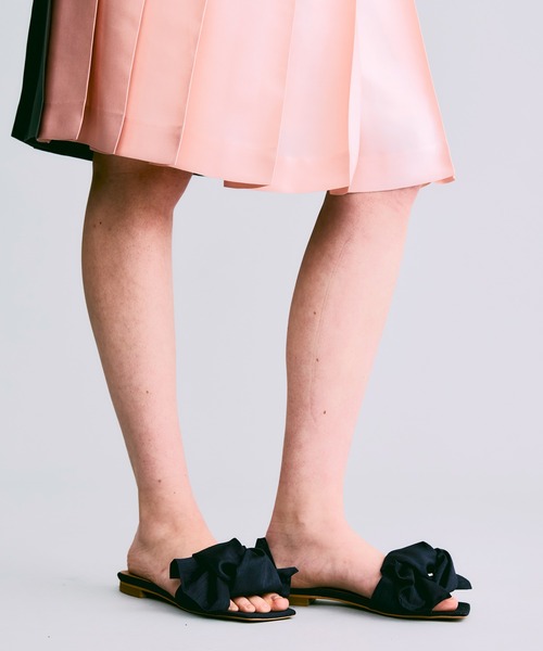 NOISE MAKER（ノイズメーカー）の「ビッグリボンサンダル【MADE IN JAPAN】（サンダル・レディース・ネイビー/イエロー/ボルドー・23.5/24.5）」の7枚目の写真