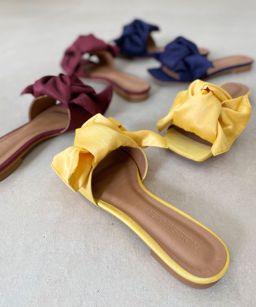 NOISE MAKER（ノイズメーカー）の「ビッグリボンサンダル【MADE IN JAPAN】（サンダル・レディース・ネイビー/イエロー/ボルドー・23.5/24.5）」の20枚目の写真