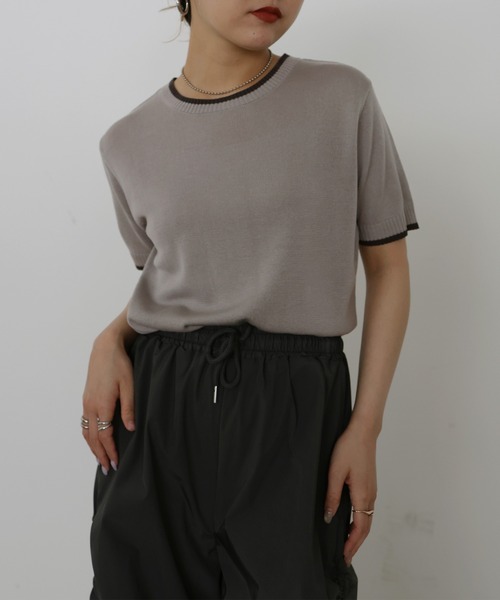 Mili affinity（ミリアフィニティー）の「バイカラーニットトップス（Tシャツ/カットソー・レディース・ピンク/アイボリー/ブラック/ブルー/グレー・FREE）」の18枚目の写真
