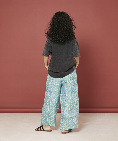 Freada（フリーダ）の「Freada/フリーダ ケミカルウォッシュ Tシャツ（Tシャツ/カットソー・レディース・ライトピンク/チャコールグレー/ワインレッド/レッド・ONE SIZE）」の9枚目の写真