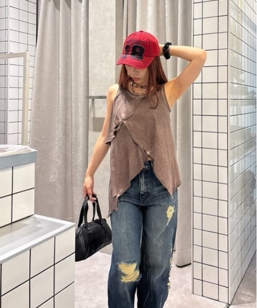 LAGUA GEM（ラグアジェム）の「OVERLAP CLASH トップス（タンクトップ・レディース・ブラウン/グレー・FREE）」の20枚目の写真
