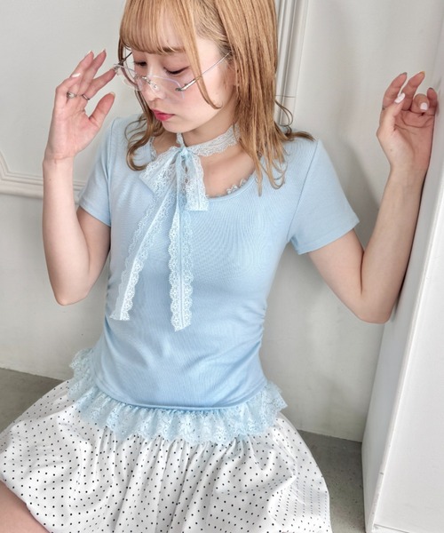 Loueme（ルエム）の「レースチョーカー付き裾フリルトップス（Tシャツ/カットソー・レディース・ライトブルー/ブラック/グレー/オフホワイト・FREE）」の12枚目の写真