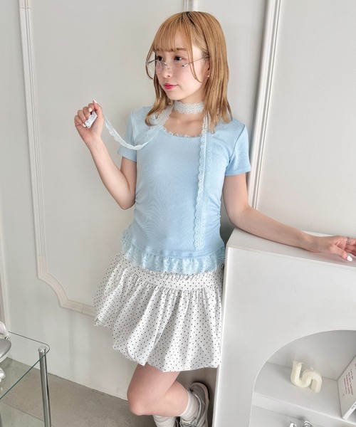 Loueme（ルエム）の「レースチョーカー付き裾フリルトップス（Tシャツ/カットソー・レディース・ライトブルー/ブラック/グレー/オフホワイト・FREE）」の15枚目の写真