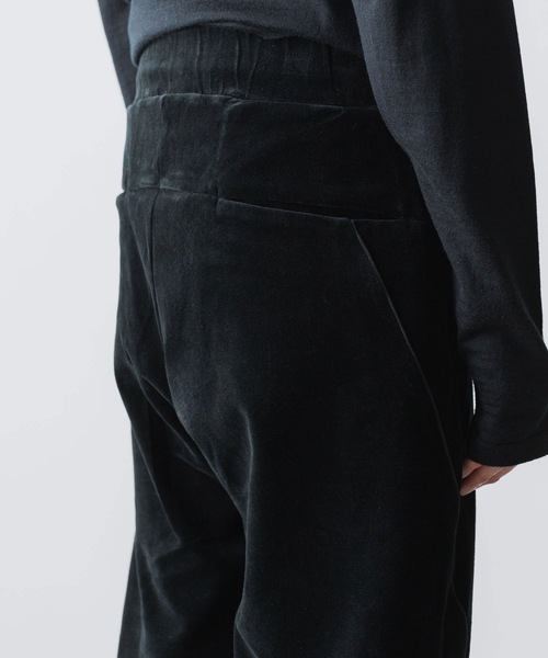 ATTACHMENT(アタッチメント)の「CO/PE ベロア ジャージー 3Dトラックワイドパンツ / CO/PE VELOR JERSEY 3D TRACK WIDE PANTS(その他パンツ・メンズ・ブラック/ダークグレー・3/2/1)」の12枚目の写真