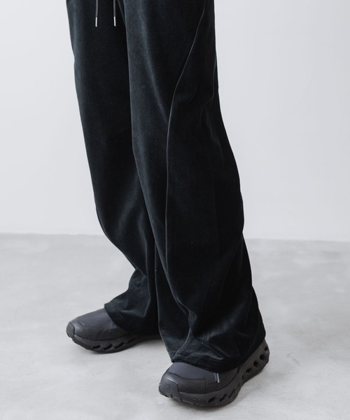 ATTACHMENT(アタッチメント)の「CO/PE ベロア ジャージー 3Dトラックワイドパンツ / CO/PE VELOR JERSEY 3D TRACK WIDE PANTS(その他パンツ・メンズ・ブラック/ダークグレー・3/2/1)」の13枚目の写真
