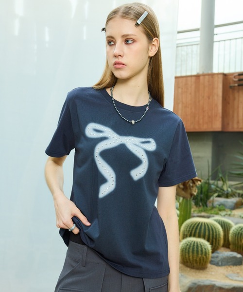 LARTIGENT(ラーティゼン)の「L9 RIBBON T-SHIRT(Tシャツ/カットソー・レディース・ホワイト/ネイビー・FREE)」の3枚目の写真