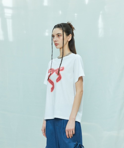 LARTIGENT(ラーティゼン)の「L9 RIBBON T-SHIRT(Tシャツ/カットソー・レディース・ホワイト/ネイビー・FREE)」の11枚目の写真