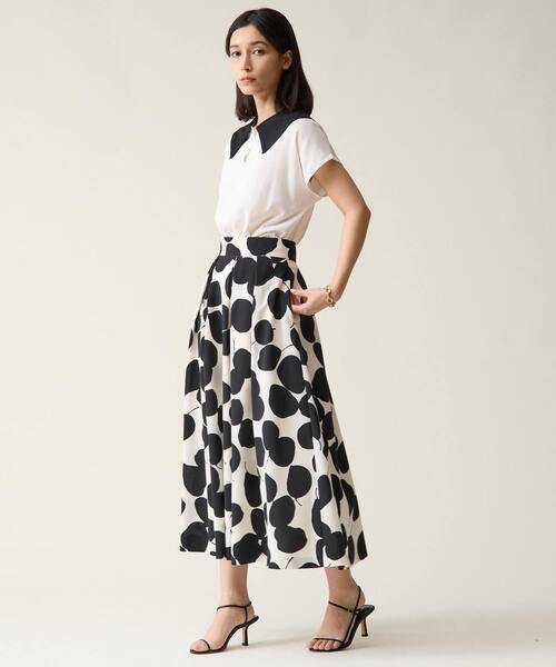 Tiara（ティアラ）の「リーフドットプリントスカート（セットアップ可）（スカート・レディース・アイボリー/ブラック・2/3）」の12枚目の写真