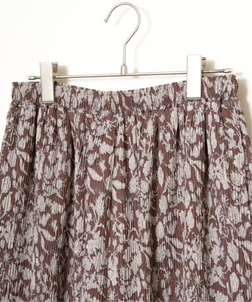 LBC（エルビーシー）の「ボタニカルプリントプリーツパンツ（その他パンツ・レディース・オフホワイト/チャコールグレー/ブラウン・M）」の12枚目の写真