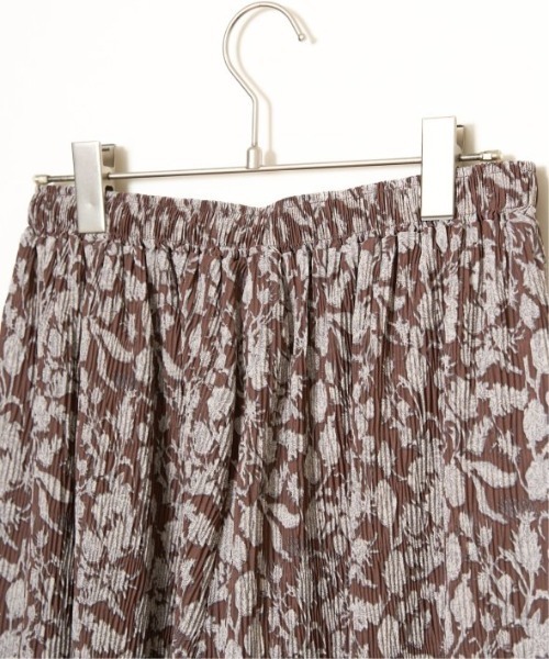 LBC（エルビーシー）の「ボタニカルプリントプリーツパンツ（その他パンツ・レディース・オフホワイト/チャコールグレー/ブラウン・M）」の15枚目の写真