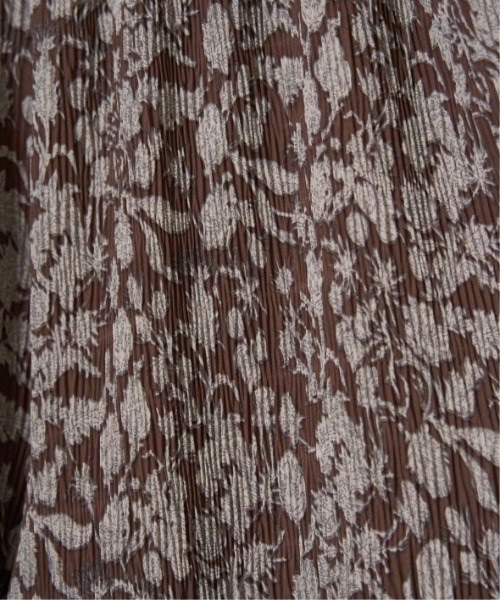 LBC（エルビーシー）の「ボタニカルプリントプリーツパンツ（その他パンツ・レディース・オフホワイト/チャコールグレー/ブラウン・M）」の16枚目の写真