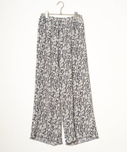 LBC（エルビーシー）の「ボタニカルプリントプリーツパンツ（その他パンツ・レディース・オフホワイト/チャコールグレー/ブラウン・M）」の20枚目の写真