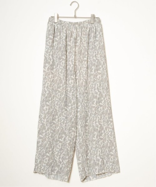 LBC（エルビーシー）の「ボタニカルプリントプリーツパンツ（その他パンツ・レディース・オフホワイト/チャコールグレー/ブラウン・M）」の21枚目の写真