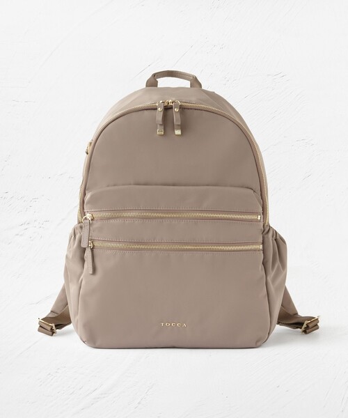 TOCCA（トッカ）の「ET RUE BACKPACK バックパック（バックパック/リュック・レディース・ブラック系/ベージュ系/ネイビー系・F）」の2枚目の写真