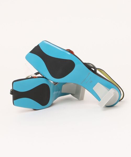 MANA（マナ）の「MANA マナ ラインサンダル（サンダル・レディース・グレイッシュベージュ/ブラック系その他・39/38/35/36/37）」の4枚目の写真