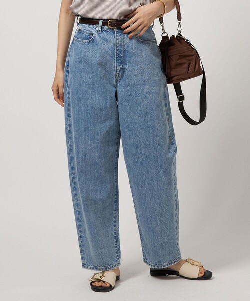 green label relaxing（グリーンレーベルリラクシング）の「カーブ デニム（デニムパンツ・レディース・ライトブルー/コバルトブルー・36/38）」の2枚目の写真