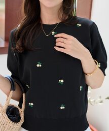 総柄刺繍ニットトップス