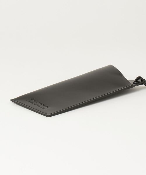PATRICK STEPHAN(パトリックステファン)の「パトリック ステファン / Leather glasses case メガネケース(その他小物・メンズ・シルバー系その他2/ブラック・FREE)」の4枚目の写真
