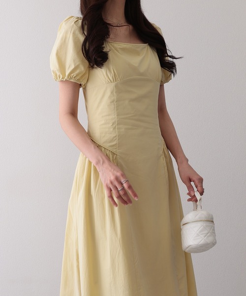 Lace Ladies（レースレディース）の「ソリッドカラー スクエアネック パフスリーブ ギャザー ワンピース（ワンピース・レディース・イエロー/アイボリー・FREE）」の6枚目の写真