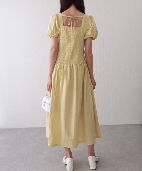 Lace Ladies（レースレディース）の「ソリッドカラー スクエアネック パフスリーブ ギャザー ワンピース（ワンピース・レディース・イエロー/アイボリー・FREE）」の8枚目の写真