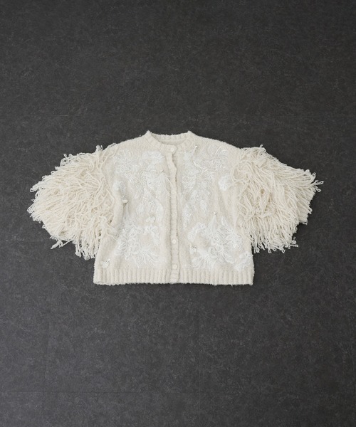 LA BELLE ETUDE(ラベルエチュード)の「【TEN by LA BELLE ETUDE】レース刺繍MIXモチーフ×ループフリンジニットカーディガン(カーディガン/ボレロ・レディース・ホワイト/チャコールグレー・FREE)」の15枚目の写真
