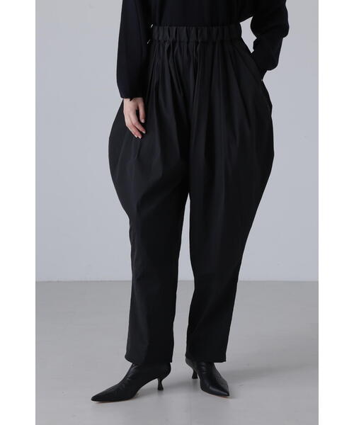 ADORE(アドーア)の「ストレッチタフタパンツ(その他パンツ・レディース・ホワイト系その他/ブラック・38)」の1枚目の写真
