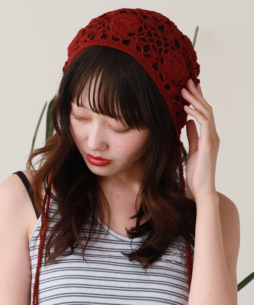 ROOPTOKYO(ループトウキョウ)の「OKUOKU 0909/オクオク サイドストラップ クロシェ 編み ビーニーキャップ 夏物 夏服(ニットキャップ/ビーニー・レディース・ブラック系その他2/ブラック系その他/ブラック系その他3/ワイン系2/ホワイト系その他/ホワイト系その他3/ベージュ系その他2/カーキ系3/グレー系その他2・FREE)」の9枚目の写真