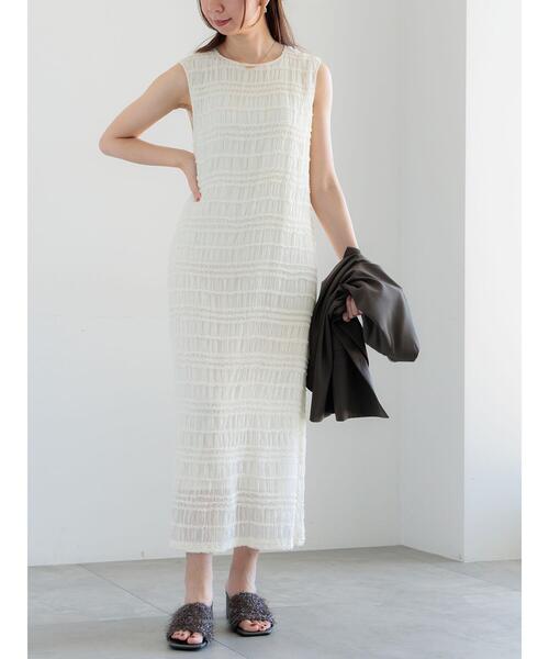 Te chichi(テチチ)の「ミニフリルボーダーワンピース(ワンピース・レディース・オフホワイト/チャコールグレー・F)」の6枚目の写真