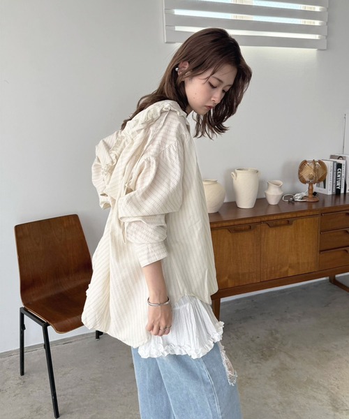 Jewelobe(ジュエローブ)の「BIGフードストライプドルマンルーズシャツ(シャツ/ブラウス・レディース・ブルー/アイボリー・FREE)」の16枚目の写真
