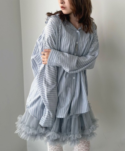 Jewelobe(ジュエローブ)の「BIGフードストライプドルマンルーズシャツ(シャツ/ブラウス・レディース・ブルー/アイボリー・FREE)」の7枚目の写真