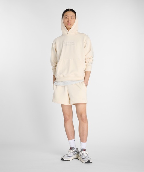 NEW BALANCE(ニューバランス)の「Athletics クラシックスフーディ(パーカー・メンズ・ブラック/ライトベージュ・SMALL/MEDIUM/LARGE/X-LARGE/XX-LARGE)」の7枚目の写真
