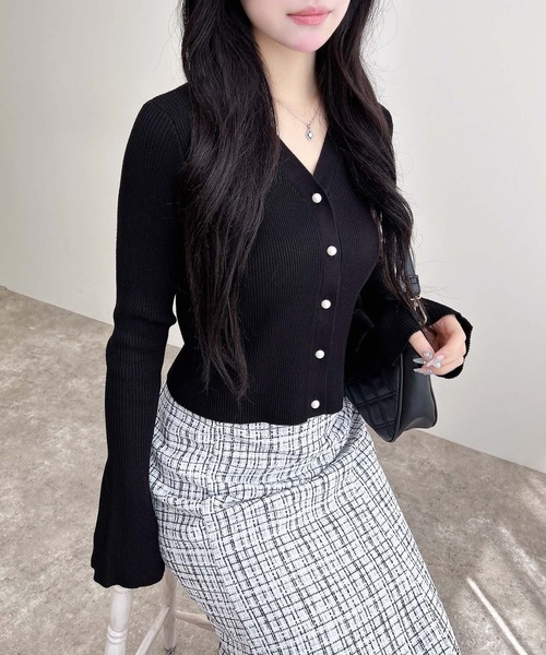 INGNI（イング）の「【WEB限定】フレアスリーブリブニットカーディガン（カーディガン/ボレロ・レディース・ブラック/アイボリー/グレー/ボルドー・M）」の17枚目の写真