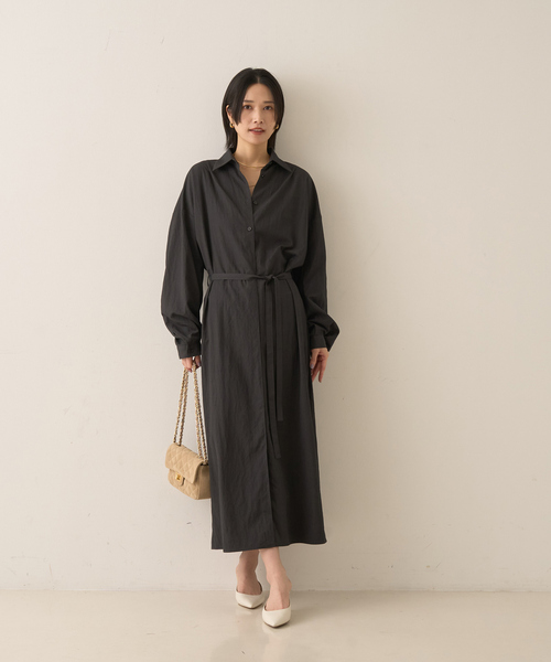 Rouge vif（ルージュヴィフ）の「カシュクール2WAYワンピース（ワンピース・レディース・チャコールグレー/ベージュ・フリー）」の4枚目の写真