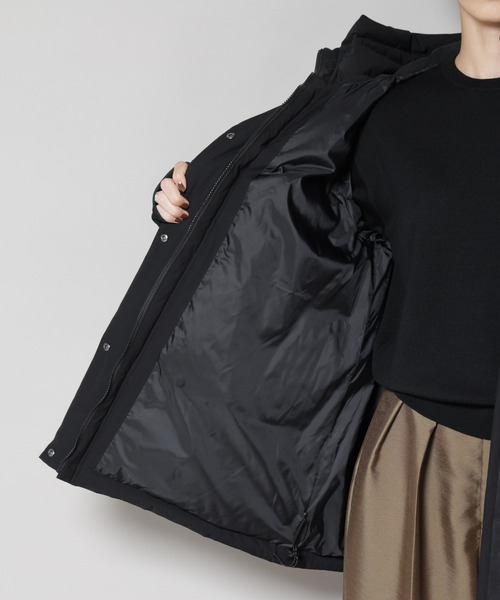 NANO universe（ナノユニバース）の「「西川ダウン(R)」ソロテックスAラインダウン（ダウンジャケット/コート・レディース・オフホワイト/ブラック/モカ・M/S）」の19枚目の写真