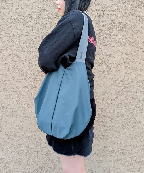 CAMPER（カンペール）の「[カンペール] HIPOLITO トートバッグ（トートバッグ・レディース・ダークグリーン・FREE）」の2枚目の写真