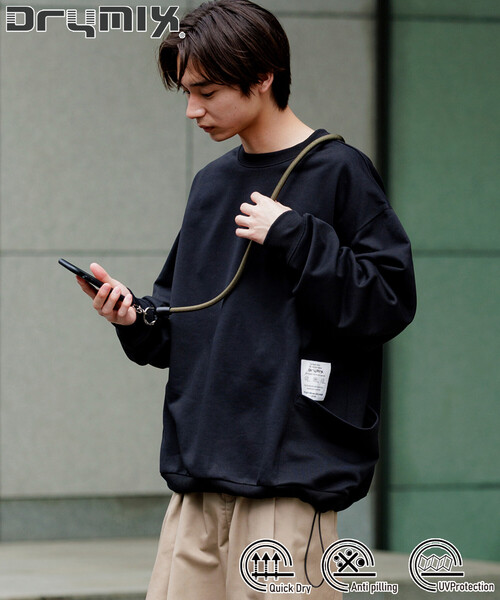FREAK'S STORE(フリークスストア)の「限定展開 Drymix(R)/ドライミックス リラックスフィット サイドポケット クルーネック スウェット(スウェット・メンズ・アッシュグレー/ブラック/グレイッシュベージュ/ネイビー・SMALL/MEDIUM/LARGE)」の2枚目の写真