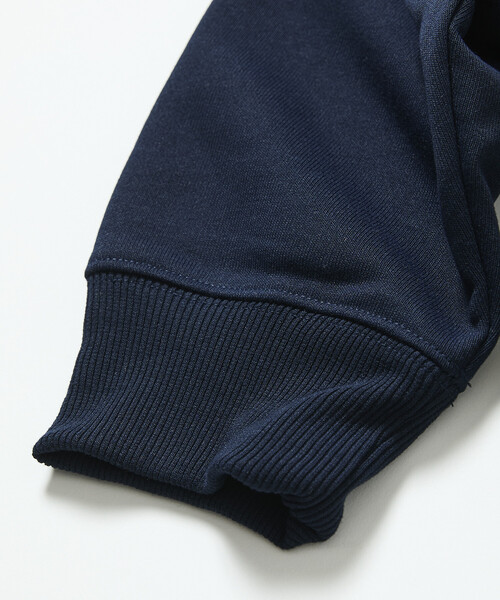 FREAK'S STORE(フリークスストア)の「限定展開 Drymix(R)/ドライミックス リラックスフィット サイドポケット クルーネック スウェット(スウェット・メンズ・アッシュグレー/ブラック/グレイッシュベージュ/ネイビー・SMALL/MEDIUM/LARGE)」の9枚目の写真