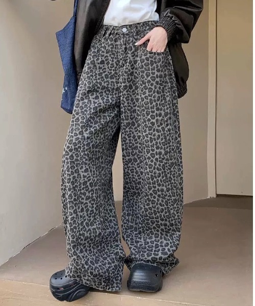 R　レオパード柄ワイドパンツ セール】レオパード柄ワイドパンツ（その他パンツ）｜wears