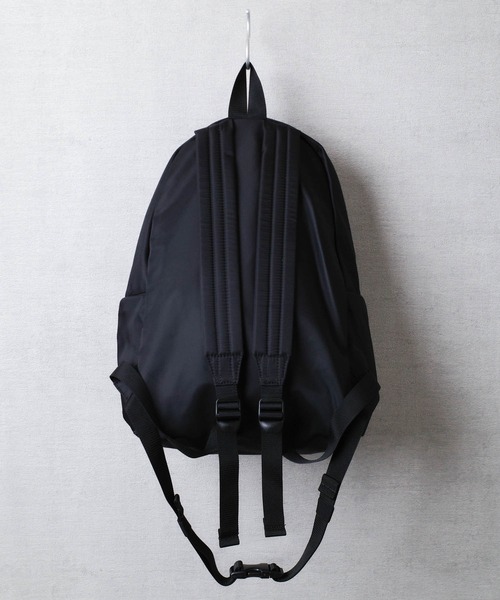 FREDRIK PACKERS（フレドリックパッカーズ）の「【FREDRIK PACKERS】DAY PACK LIGHT デイ パック ライト（バックパック/リュック・レディース・ブラック・FREE）」の7枚目の写真