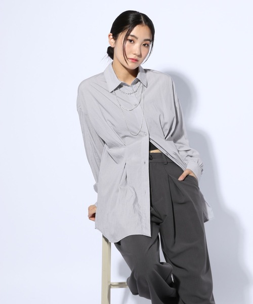 GLOBAL WORK（グローバルワーク）の「タックデザインシャツ長袖/599669（シャツ/ブラウス・レディース・サックスブルー/ブラウン/ネイビー・FREE）」の14枚目の写真