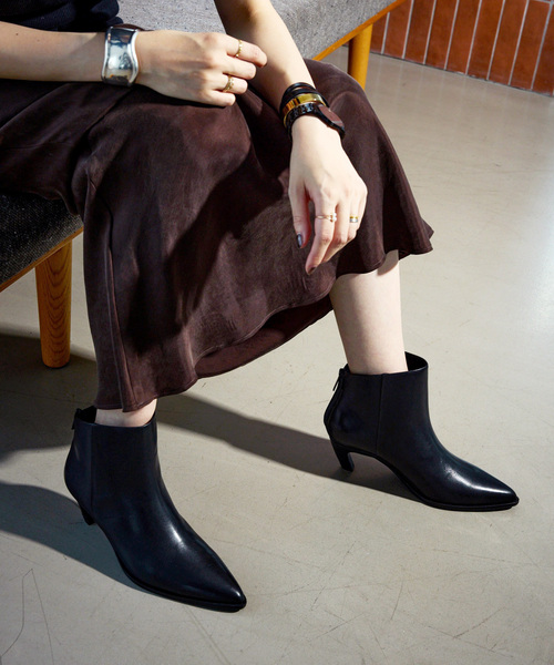 GRISE5.5cmレザーポインテッドスライドカットショートブーツ